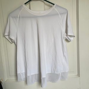 Lululemon shirt size 6